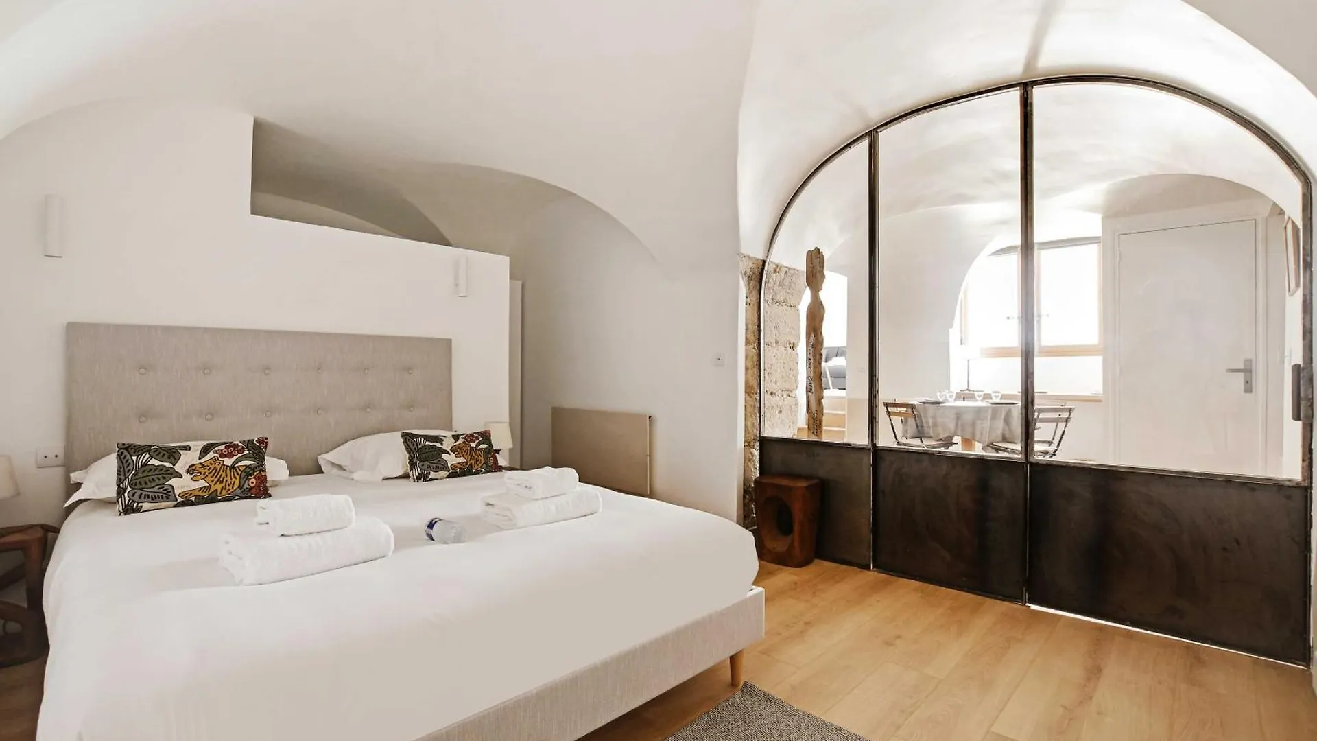 Stylish Flat In The Heart Of The City Apartment